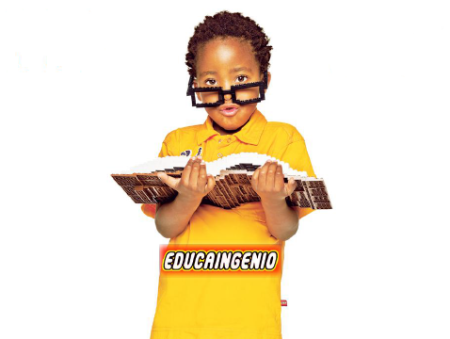 Nino_con_libro_lego_texto.png