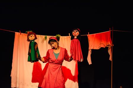 Teatro de Títeres. Diadres: "Cococolo y Mariflor".