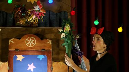 Títeres. Bailadera: "La ratita presumida".