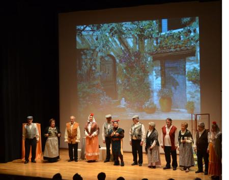 Teatro Adultos. Grupo de Teatro Mª Zambrano:”¡Viva el Teatro!”