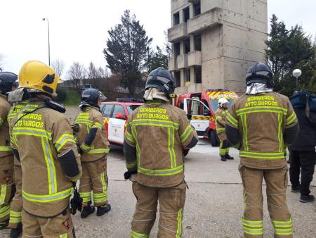 Imagen 24/01/23 El parque de Bomberos de Burgos incorpora dos nuevos vehículos...