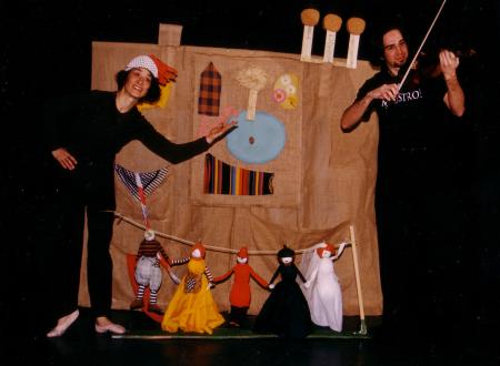 Espectáculo Infantil. Calamar Teatro:”Titirifauna”.