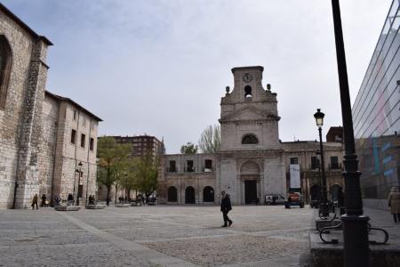 Image Espaces de marché et espaces de fête